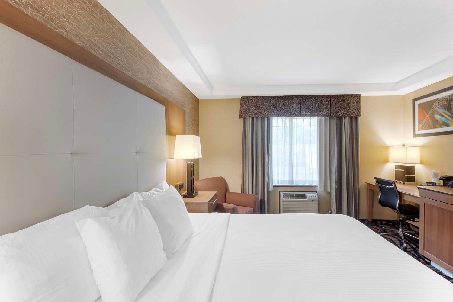 Best Western Summit Inn
