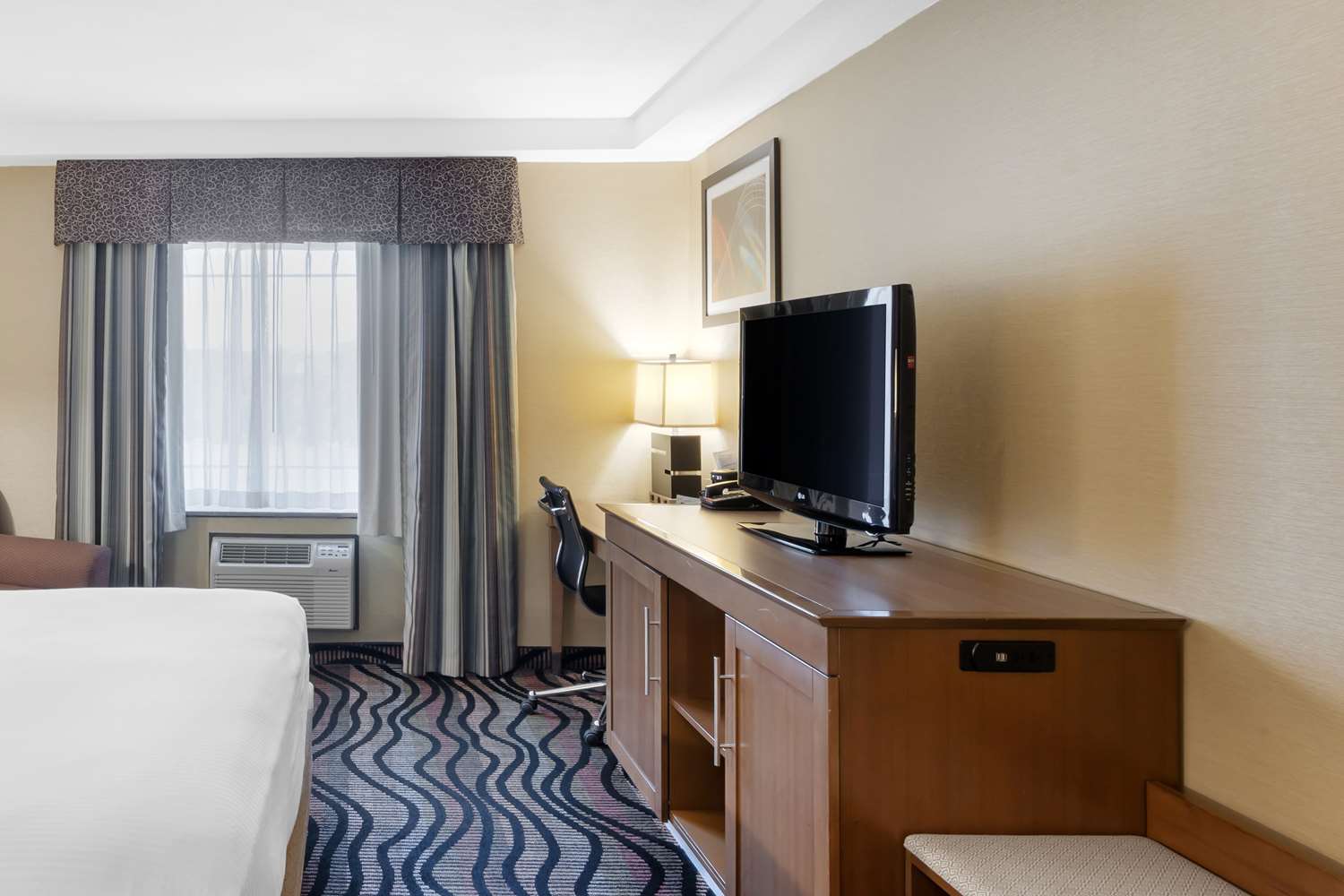 Best Western Summit Inn